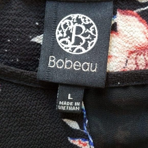 Bobeau black floral blouse - Picture 2 of 4